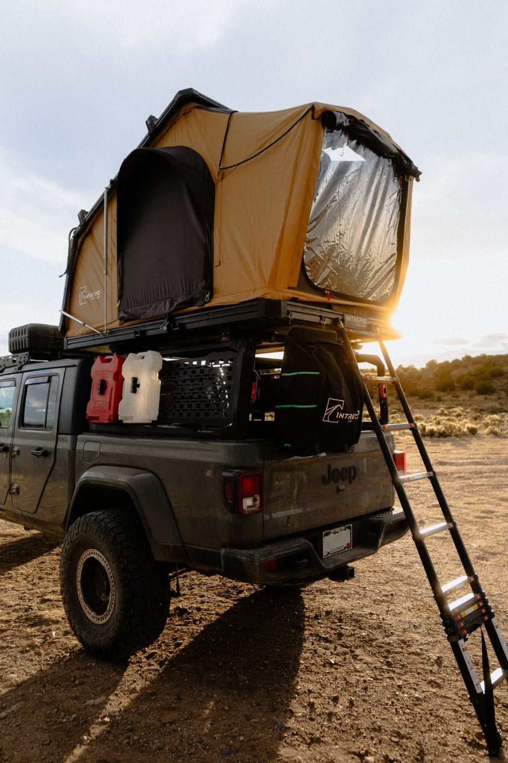 INTREPID CAMP GEAR GEO 2.5 PRO ROOFTOP TENT